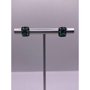 Beautiful Green Rectangle Center Gemstone Sterling Silver